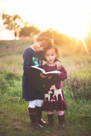 Children Reading